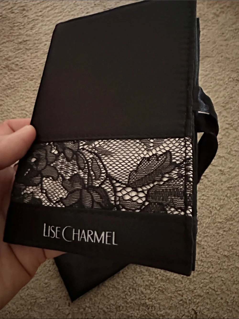LISE CHARMEL stationery notepad in a pouch